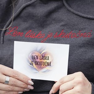 Výšivka Len láska je skutočná